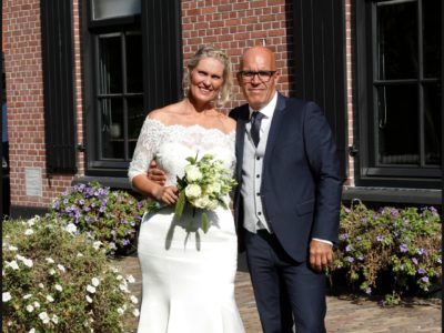 Mooie tijdloze trouwjurk voor de elegante bruid