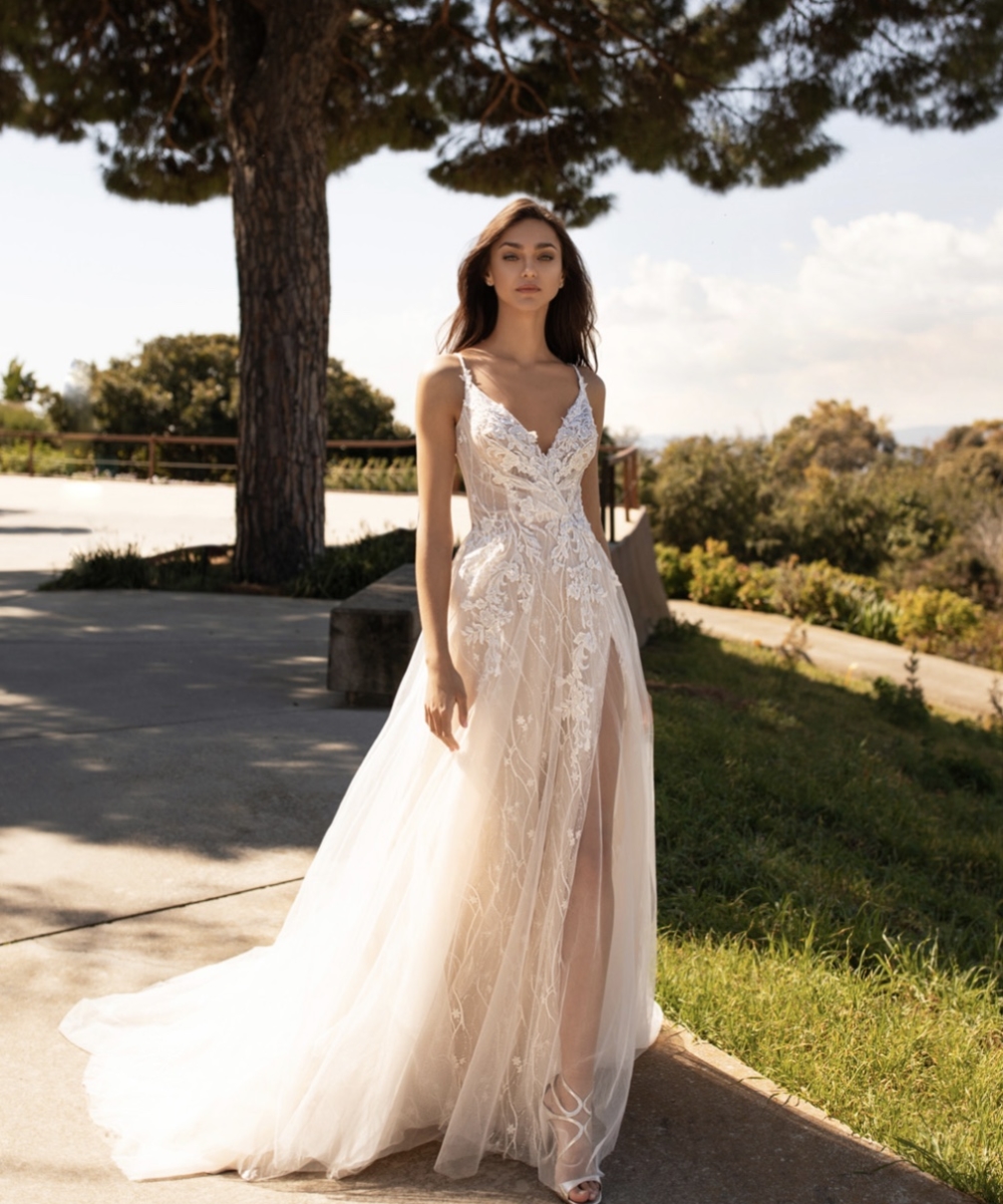 Nieuwe blush Pronovias jurk met open rug