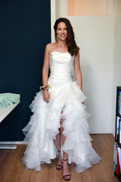 Super mooie jurk met extra pailletten Trouwjurkenplaza