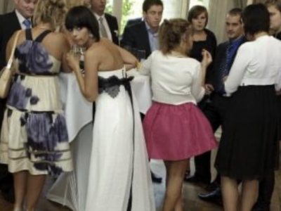 Cymbeline jurk wit met zwarte afwerking