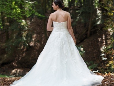 Prachtige strapless heartshaped trouwjurk