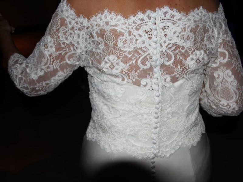 Mooie tijdloze trouwjurk voor de elegante bruid