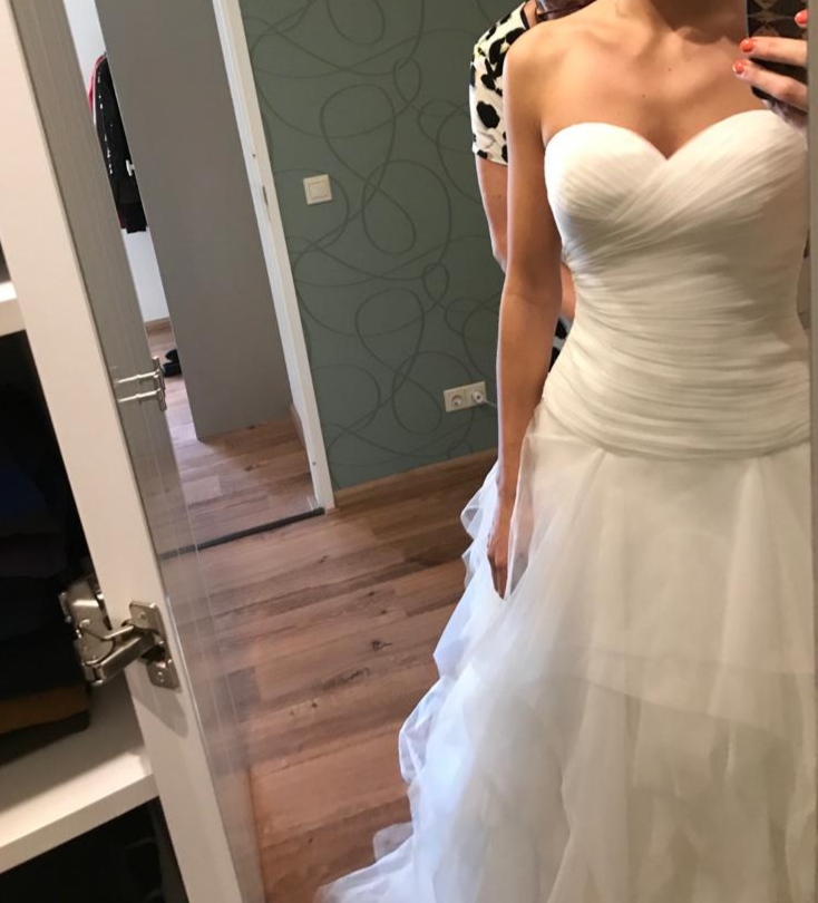 Strapless tule jurk met evt kanten bolero
