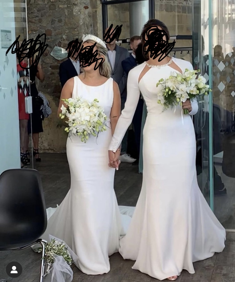 2 luxe trouwjurken te koop