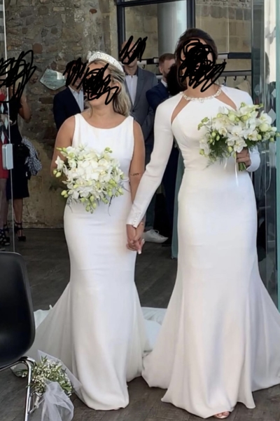 2 luxe trouwjurken te koop