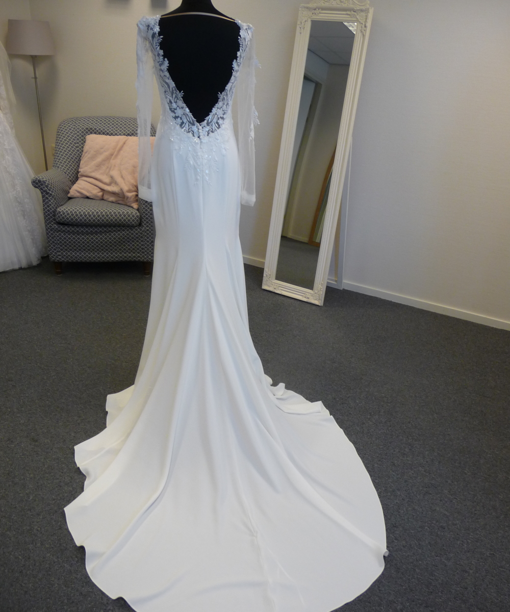 Sweetheart ivoor trouwjurk maat 10 met open rug en kant (nieuw en ongedragen)