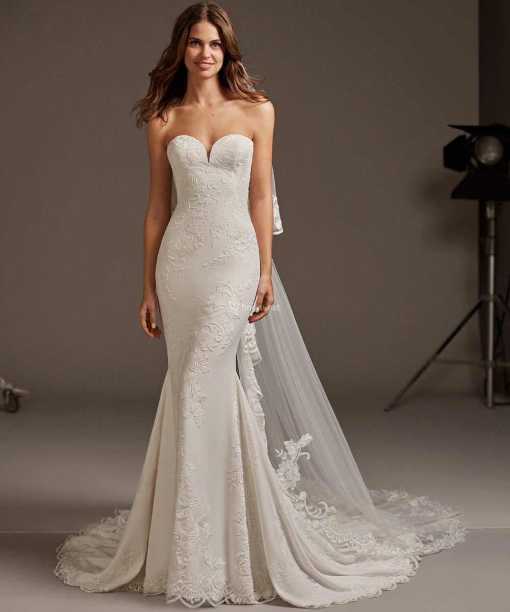 Trouwjurk Pronovias - strapless zeemeermin model