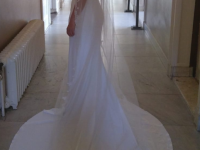 Prachtige Olbia van Pronovias te koop.
