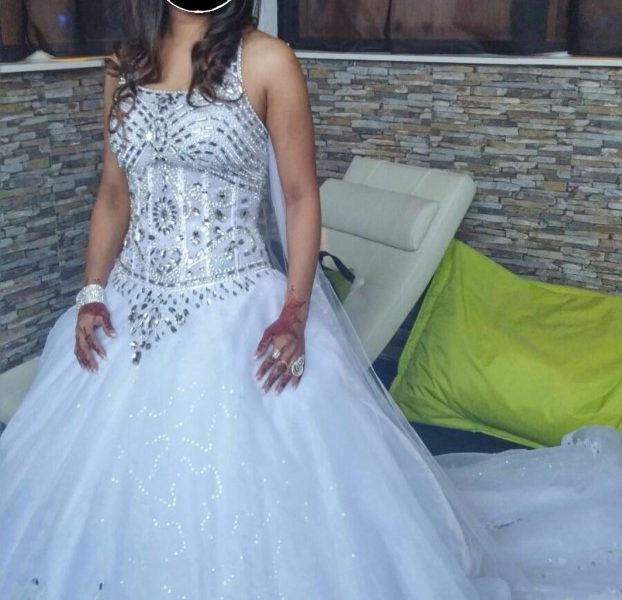 Bruidsjurk met Swarovski
