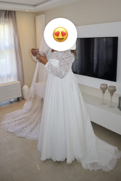 Wedding dress