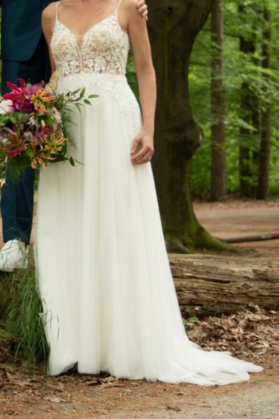 Ivoorkleurige trouwjurk "Marina" maat 36