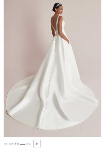 Trendy chique & moderne bruidsjurk van Justin Alexander