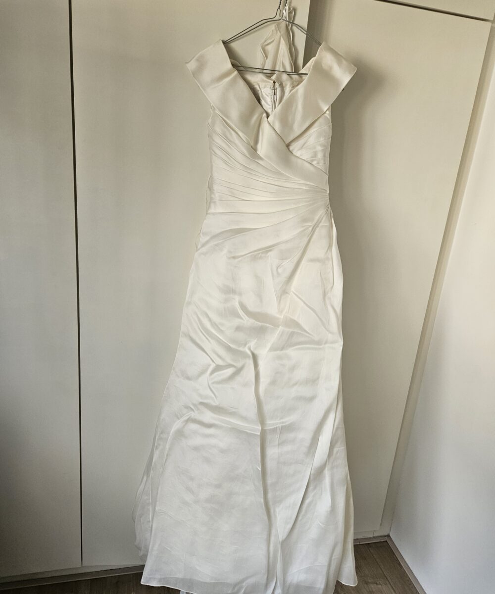 Designer trouwjurk ivoor, maat 36