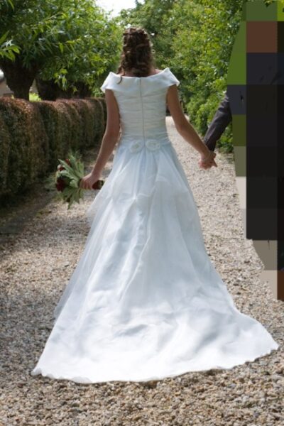 Designer trouwjurk ivoor, maat 36