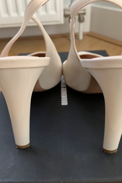 Nieuwe 90 mm Mia Sling Pump Nappa Ecru Nicholas Kirkwood