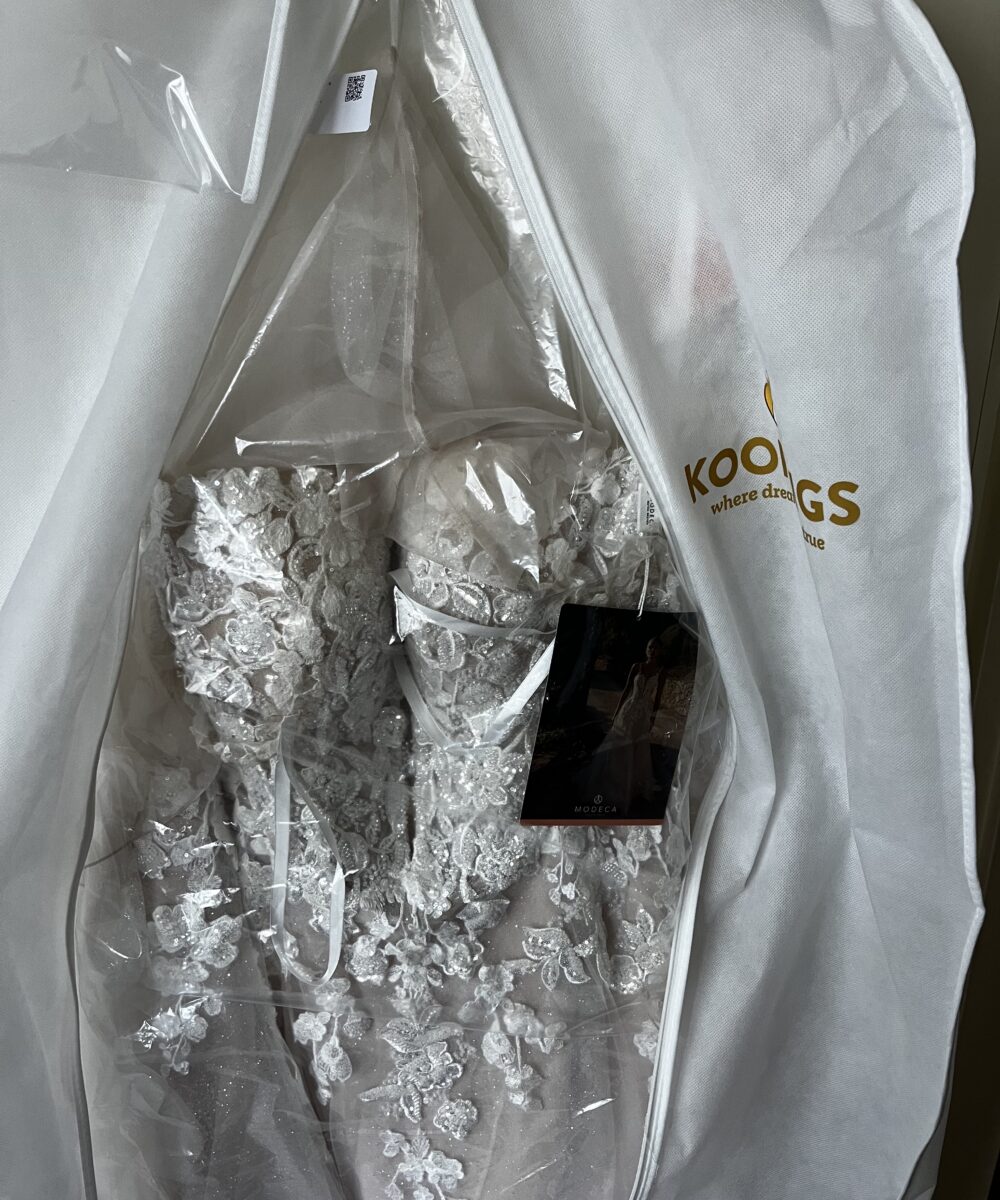 Nieuwe ongedragen Modeca trouwjurk van Koonings! Say yes to the dress