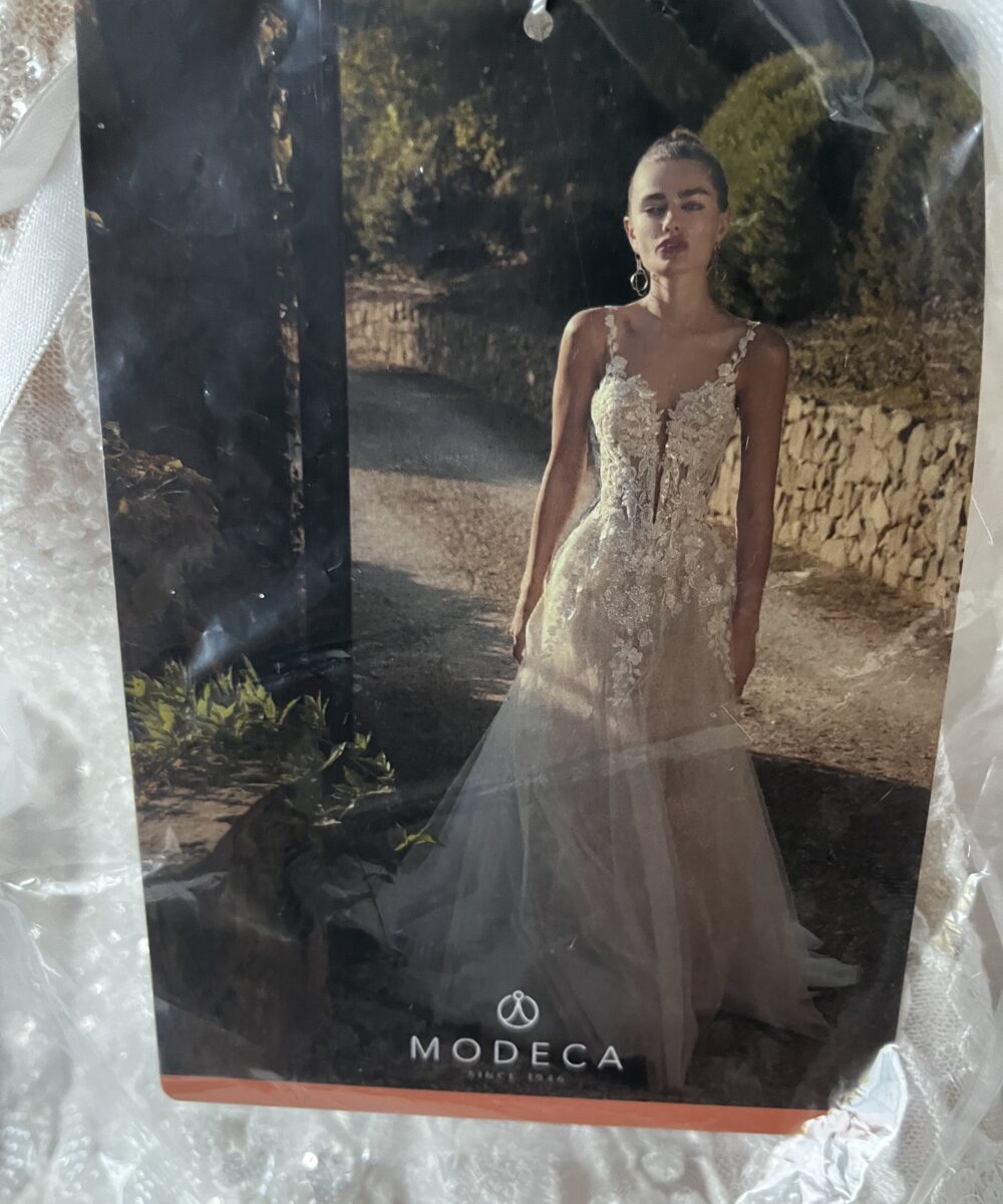 Nieuwe ongedragen Modeca trouwjurk van Koonings! Say yes to the dress