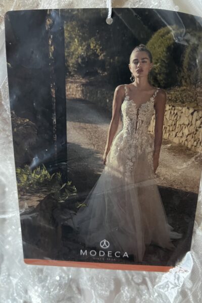 Nieuwe ongedragen Modeca trouwjurk van Koonings! Say yes to the dress