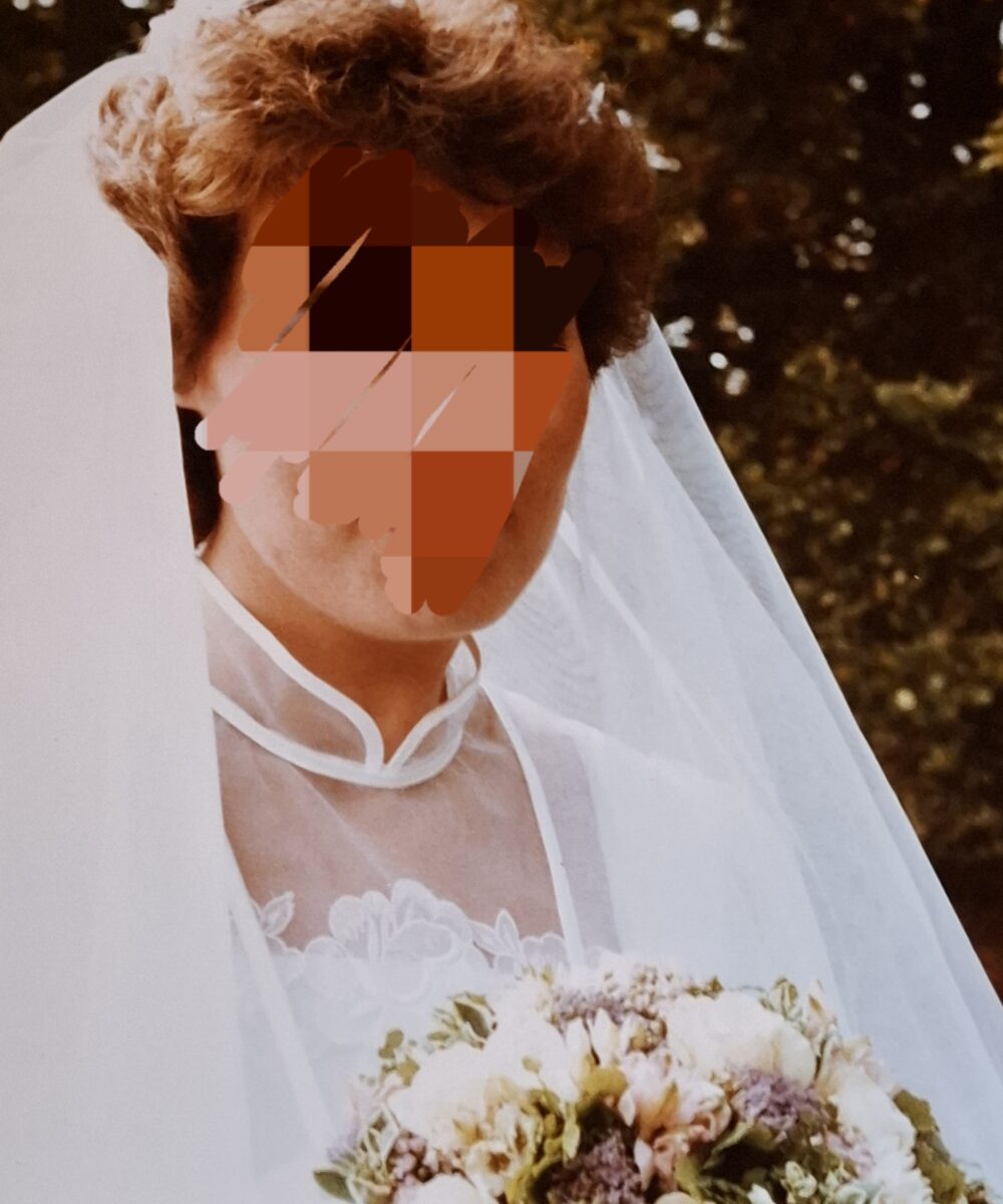 Trouwjurk uit 1984, maat 36/38