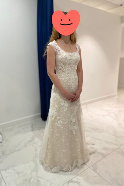 Nooit gedragen elegante trouwjurk
