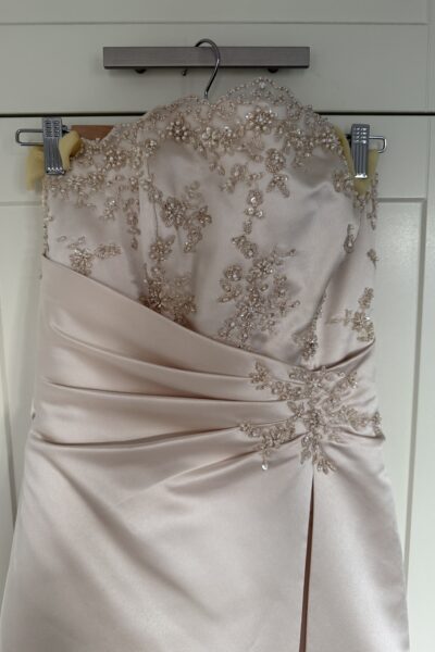 Pronuptia strapless trouwjurk met lange sleep