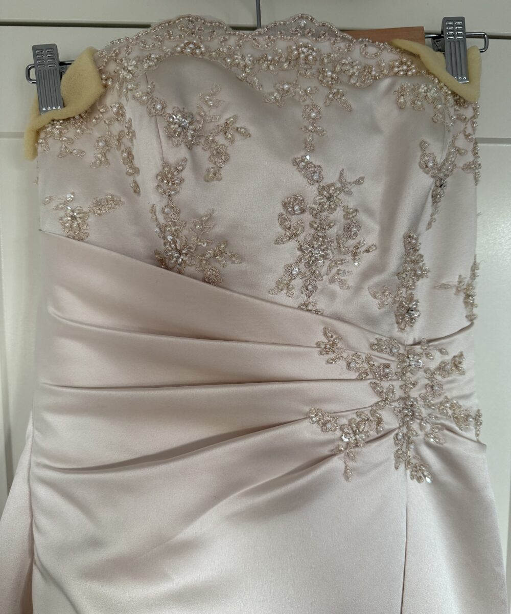 Pronuptia strapless trouwjurk met lange sleep