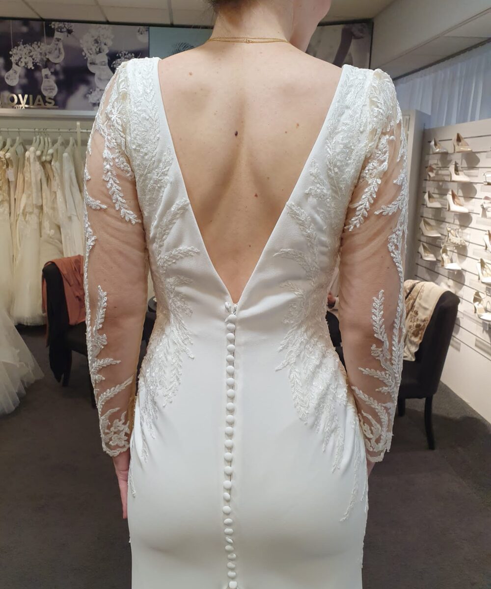 Mooie elegante trouwjurk