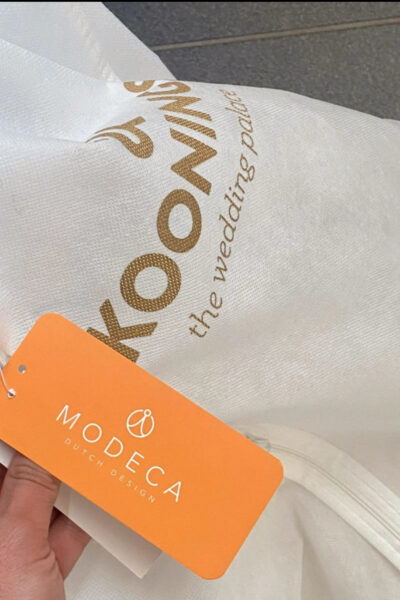 Ongedragen trouwkleed Modeca