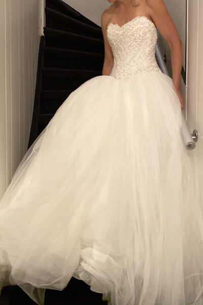 ONGEBRUIKTE bruidsjurk Affezione Ivory maat 38 strapless