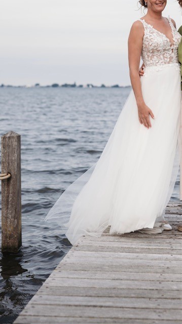 Tres Chic 25405 trouwjurk maat 36/38 met sluier