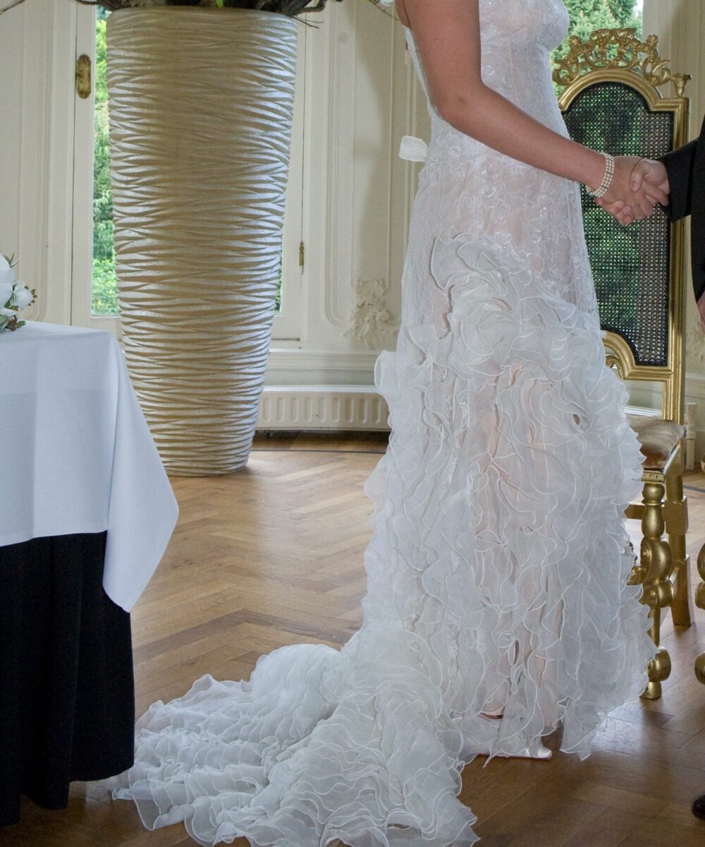 UNIEKE JURK VAN HERVE NAMELIJK NIET WIT