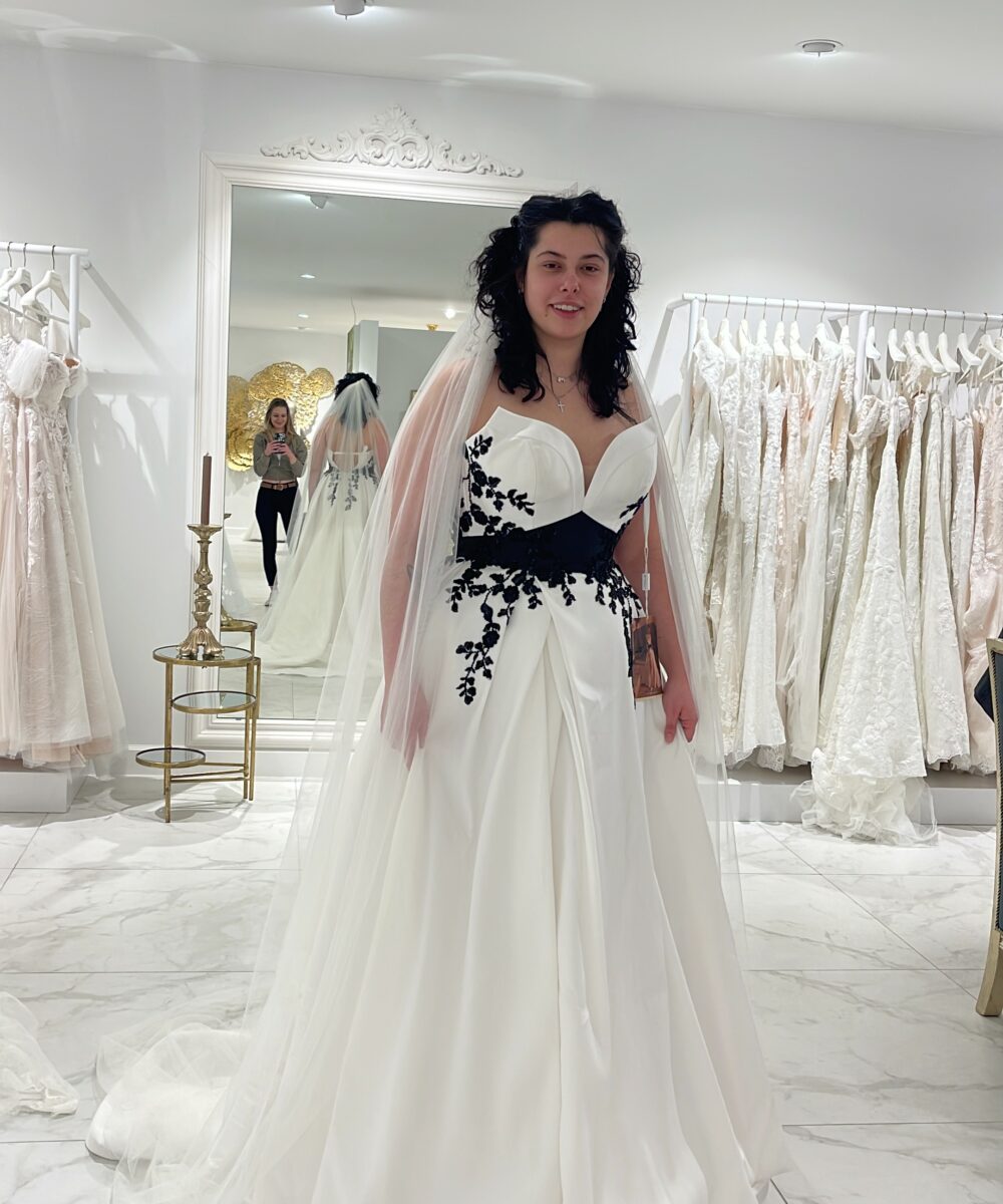 Trouwjurk Esmee by Modeca