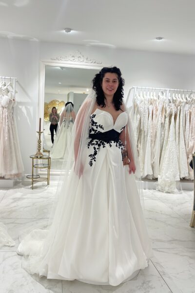 Trouwjurk Esmee by Modeca