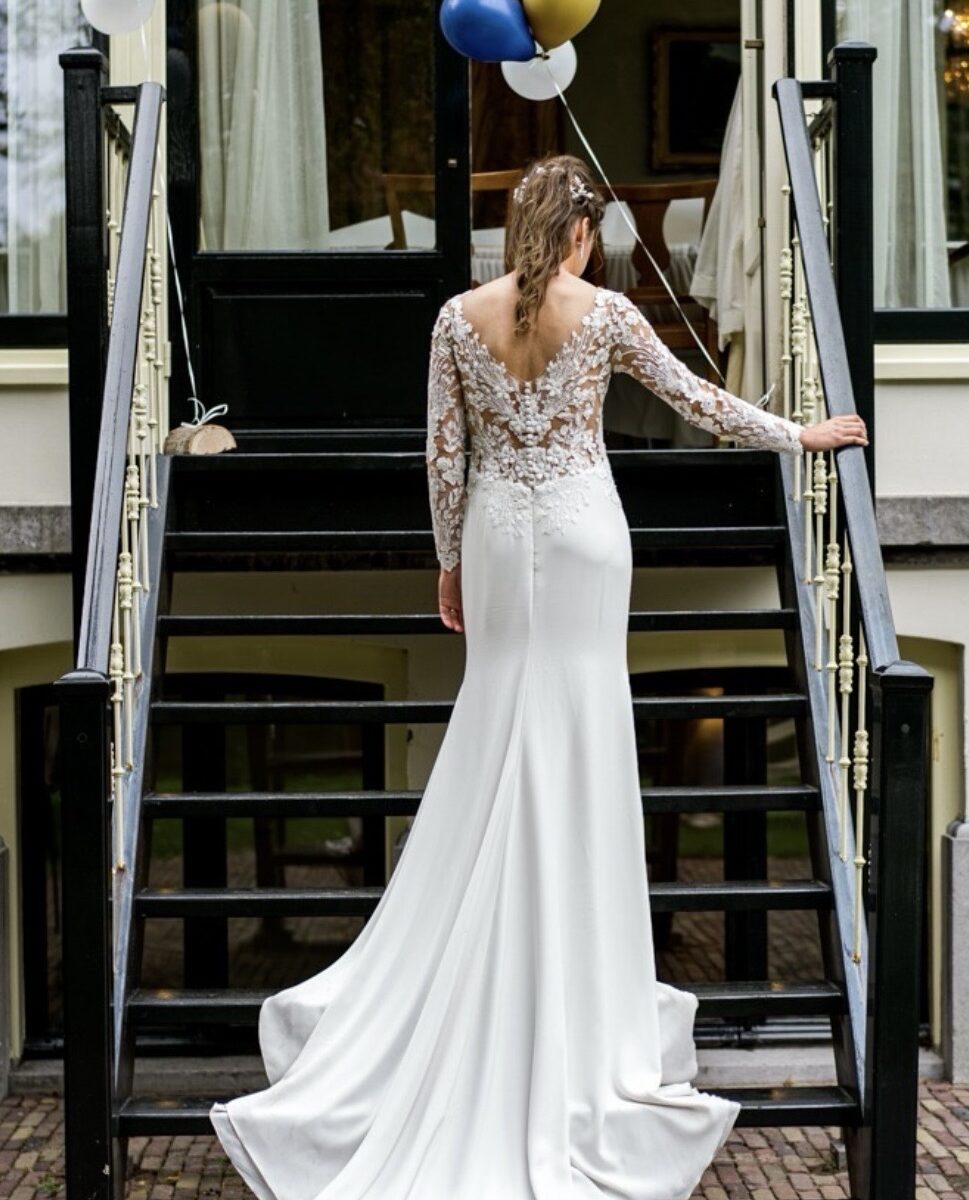 Chique Justin Alexander te koop