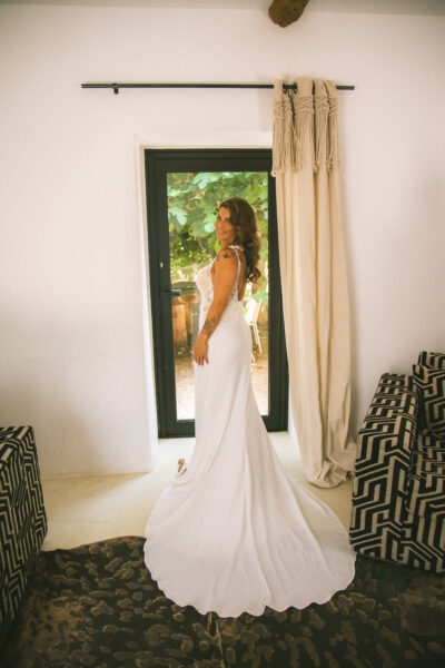 Elegante Trouwjurk met kant en open rug