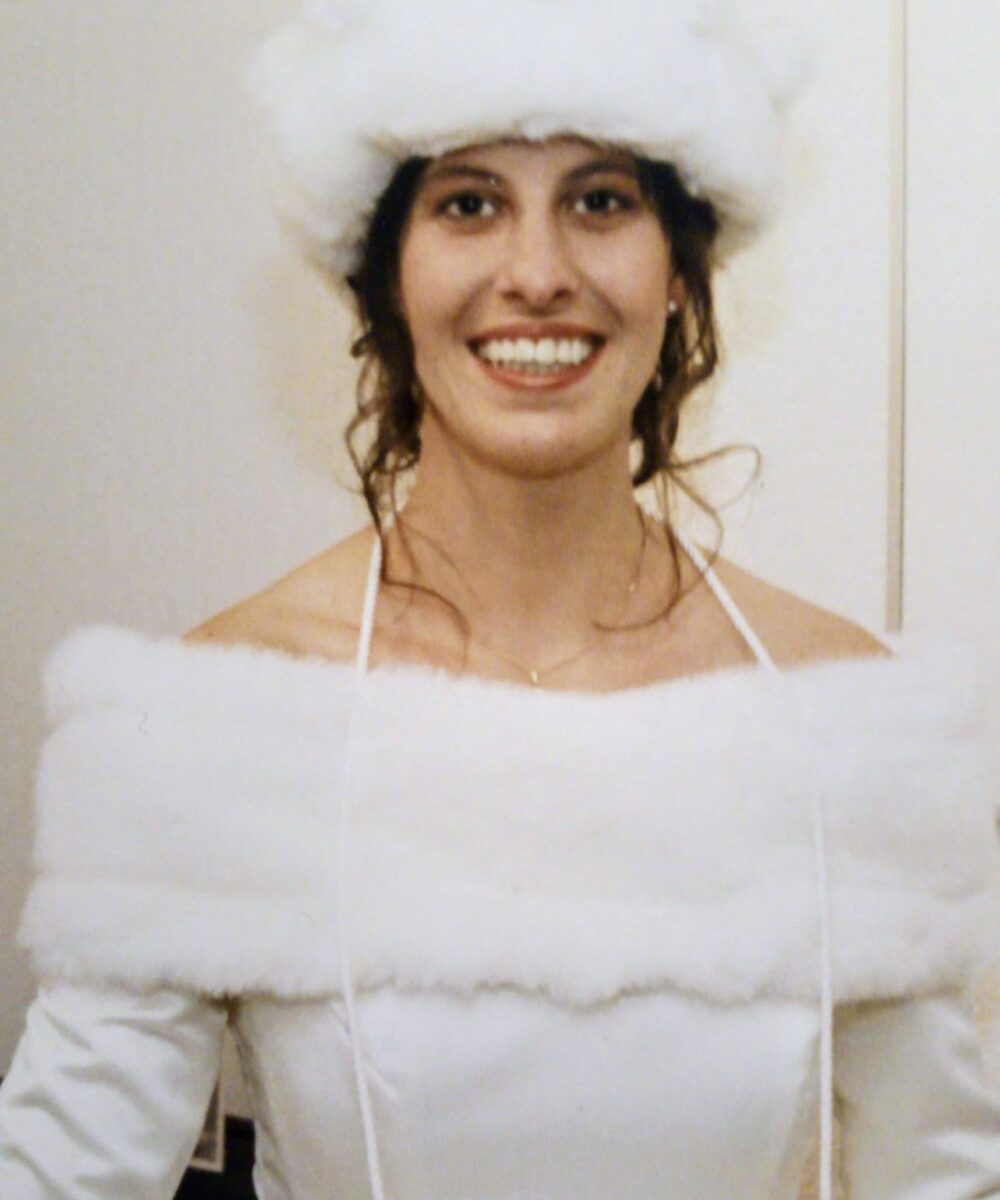 ivoorwitte winter trouwjurk met imitatie-bont