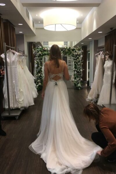 Zomerse Lillian West Trouwjurk (NIEUW)