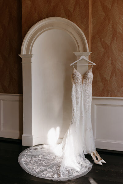 Mermaid trouwjurk+ lange sluier in perfecte staat