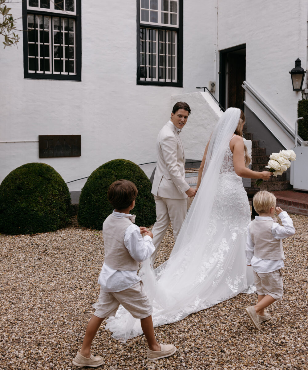 Mermaid trouwjurk+ lange sluier in perfecte staat