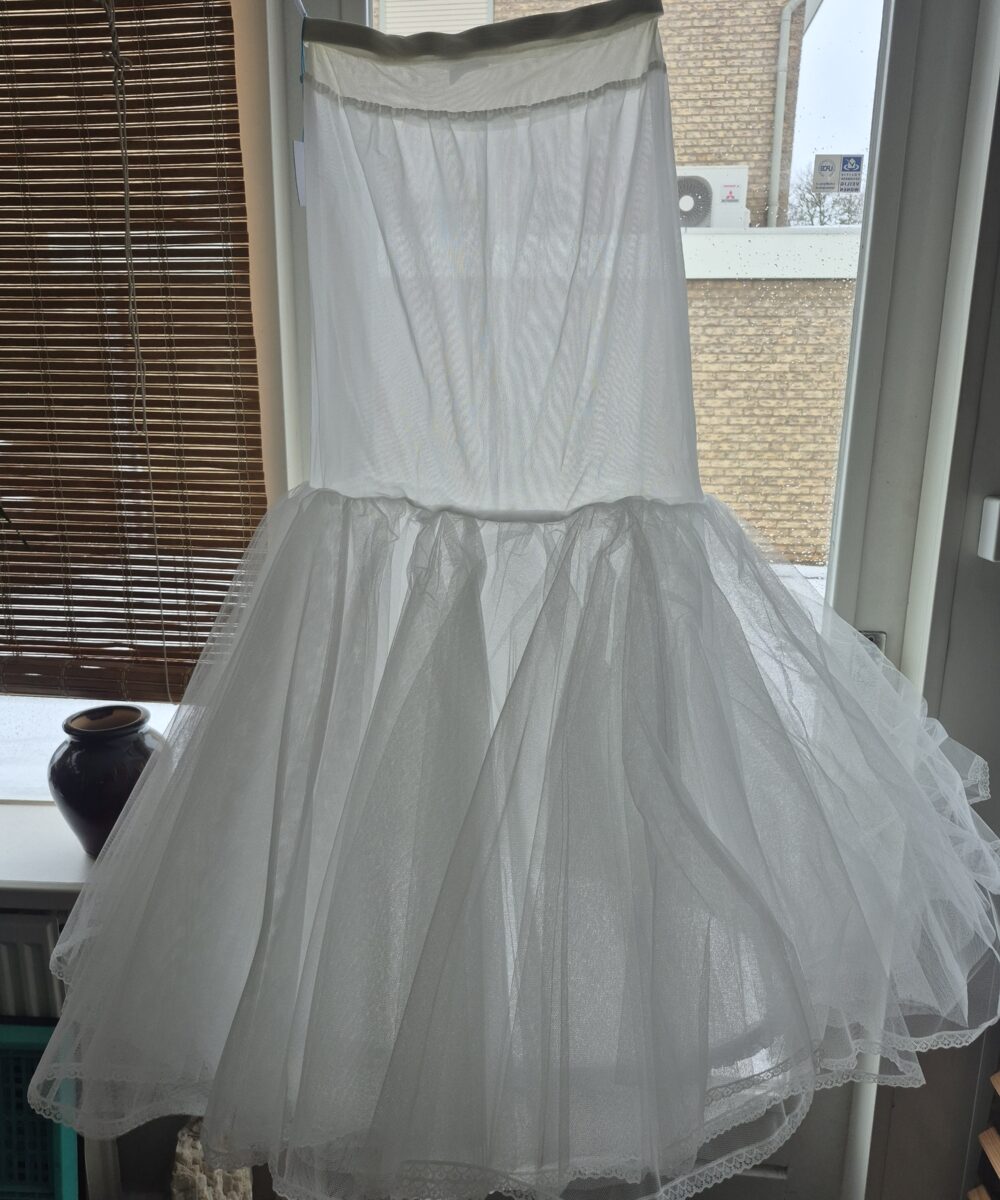 Onderrok nieuw met kaartje