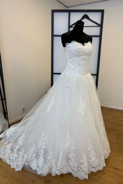 Trouwjurken (evt ter overname)