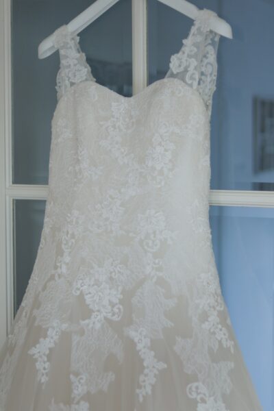 Romantische trouwjurk incl. sluier, als nieuw (1x gedragen, direct gereinigd)