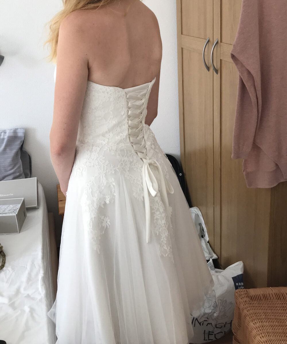 Trouwjurk mt 34/36 strapless kort Assepoester