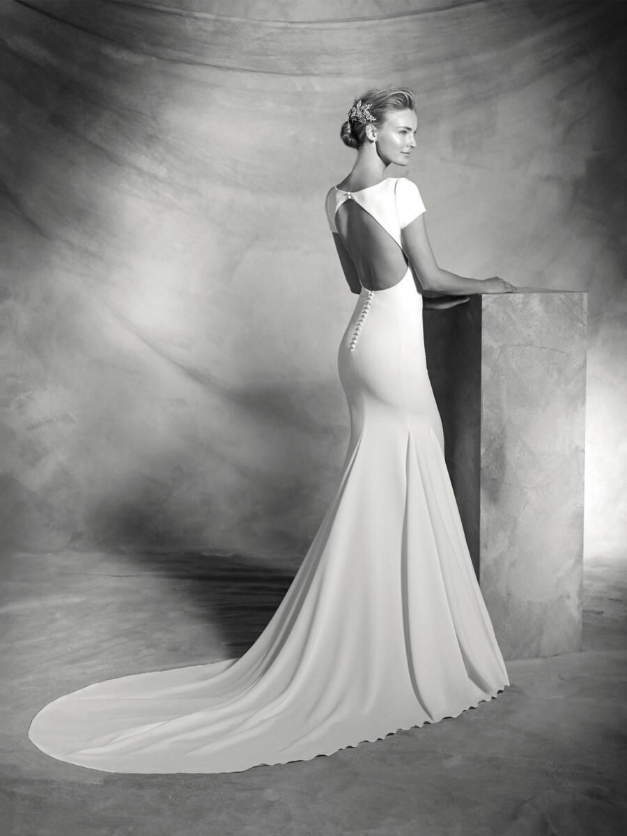 Valeria by Atelier Pronovias