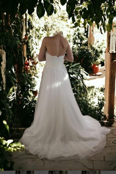 Niet gedragen trouwjurk