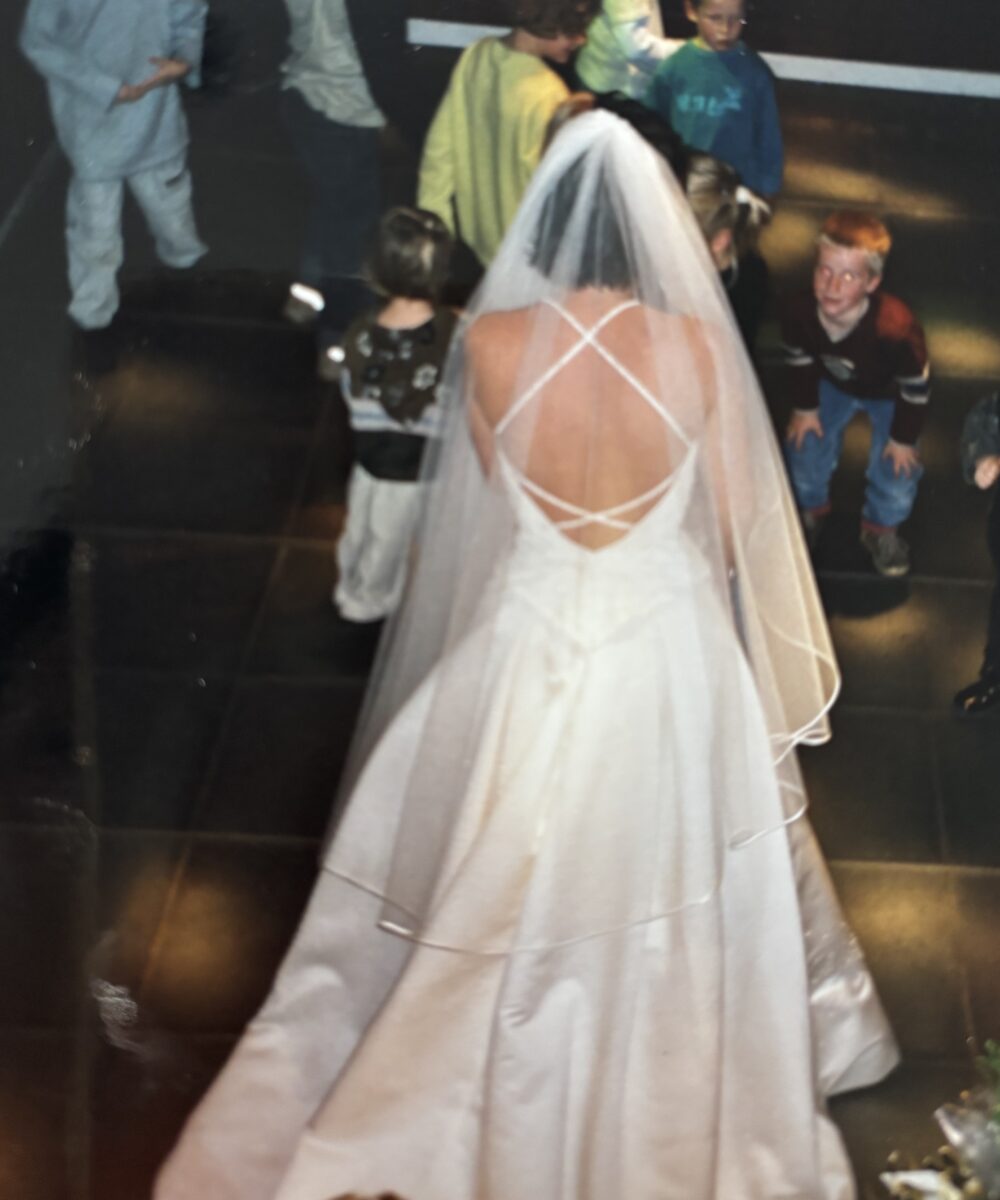 Klassieke witte trouwjurk met sleep