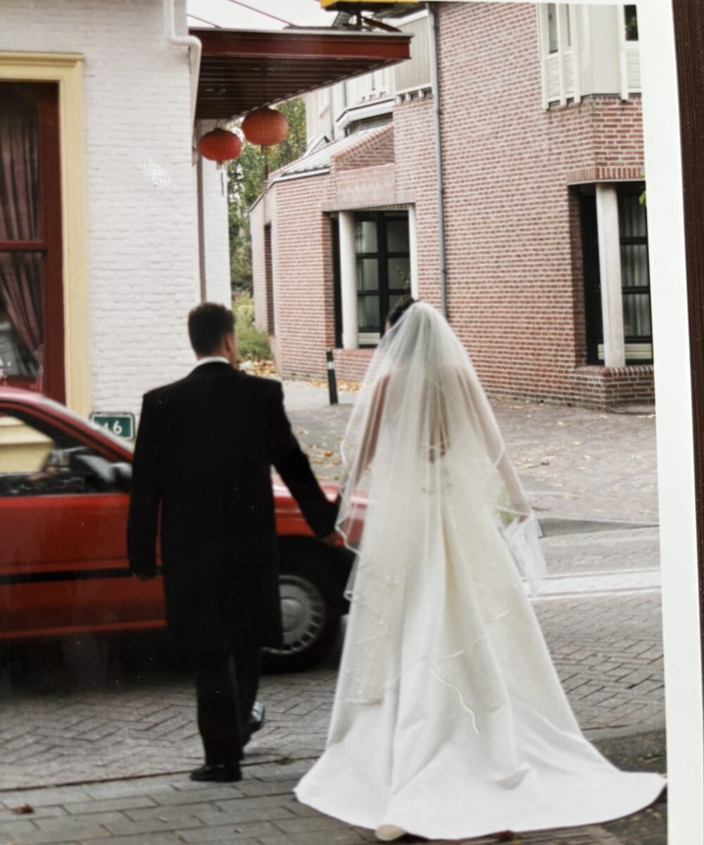 Klassieke witte trouwjurk met sleep