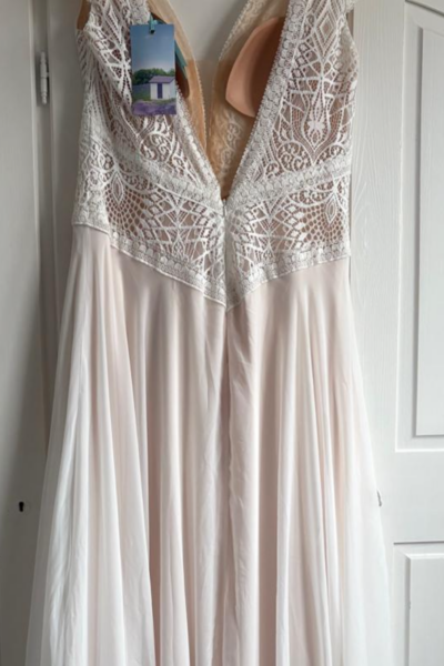 Brinkman nieuwe jurk maat L/XL nog te vermaken