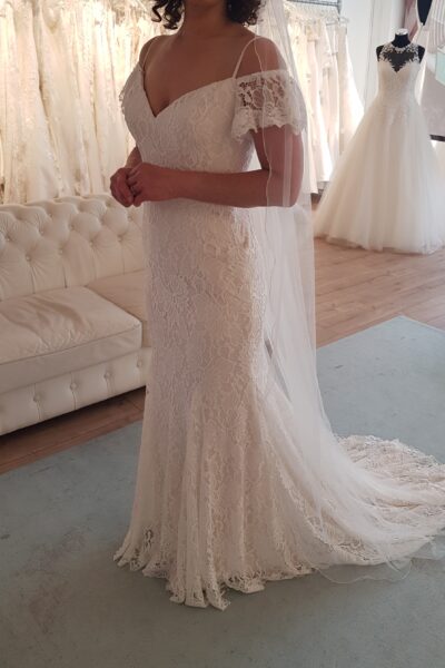 Trouwjurk (Lillian West)