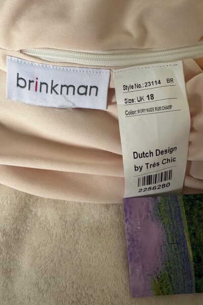Brinkman nieuwe jurk maat L/XL nog te vermaken